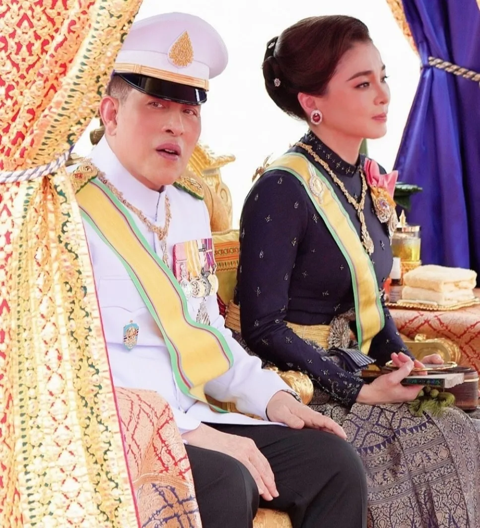 Cantik Asli Usia 47 Tahun, Permaisuri Suthida Bekas Pengawal Peribadi Diraja Pikat Hati Raja Thailand!