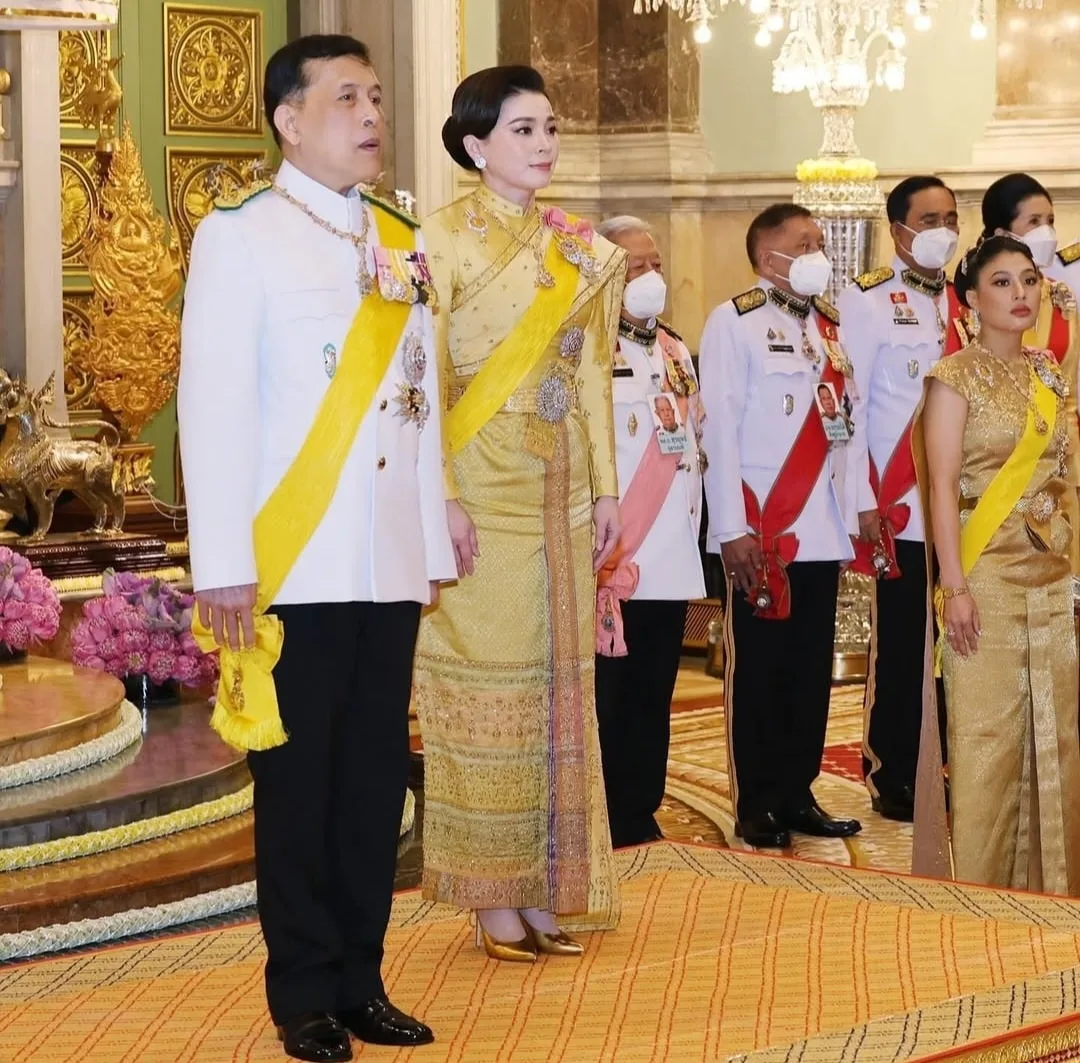 Cantik Asli Usia 47 Tahun, Permaisuri Suthida Bekas Pengawal Peribadi Diraja Pikat Hati Raja Thailand!