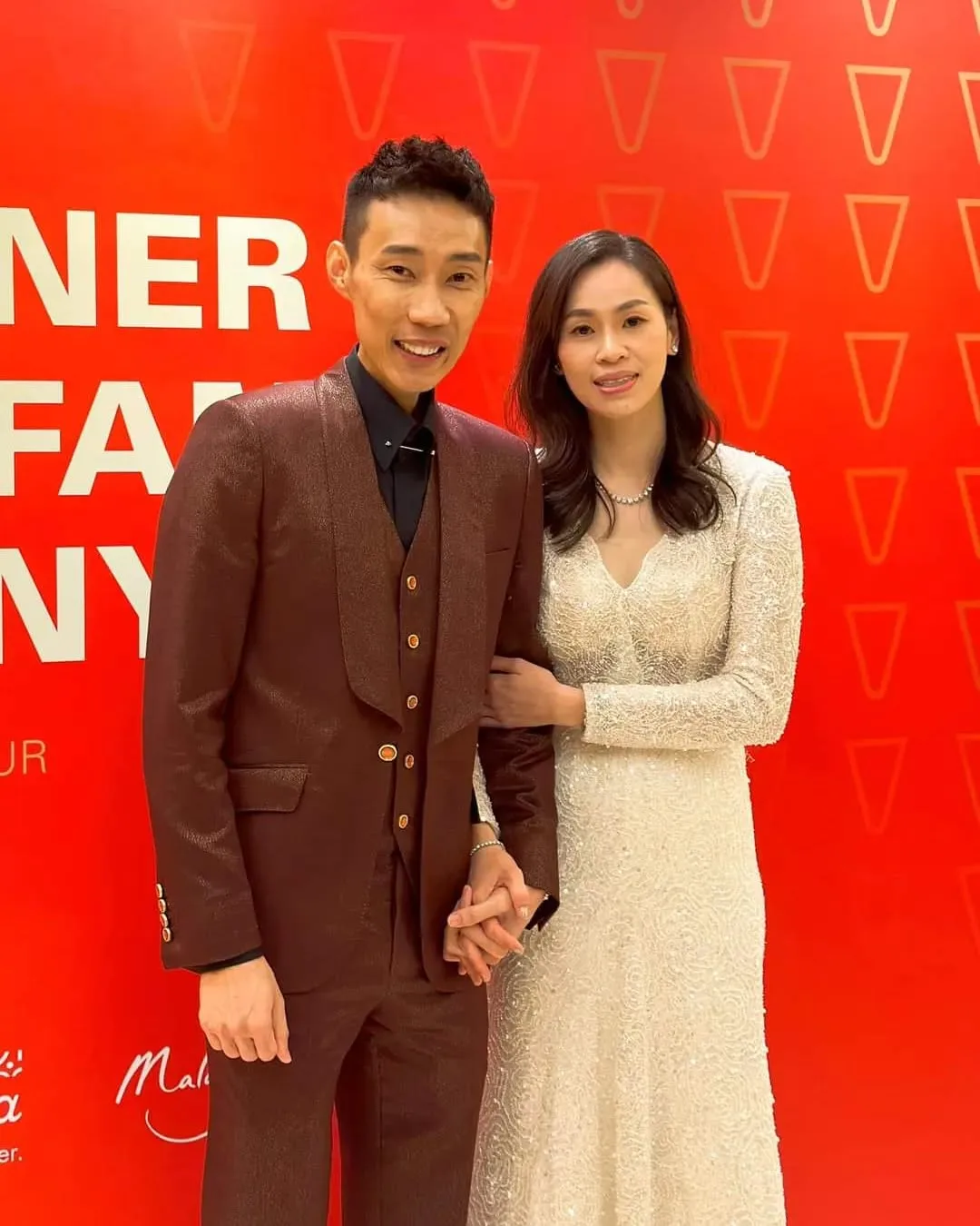 Lahirkan 3 Anak Lelaki & Setia Di Sisi Suami, Datuk Seri Chong Wei Hargai Pengorbanan Isteri Datin Seri Mew Choo!