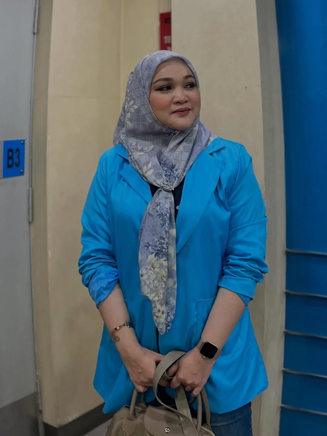 Masih Aktif Nyanyi & Dah Ada 2 Cucu, Ismaliza Kakak Tomok Ini Tampil Jelita Usia 46 Tahun!
