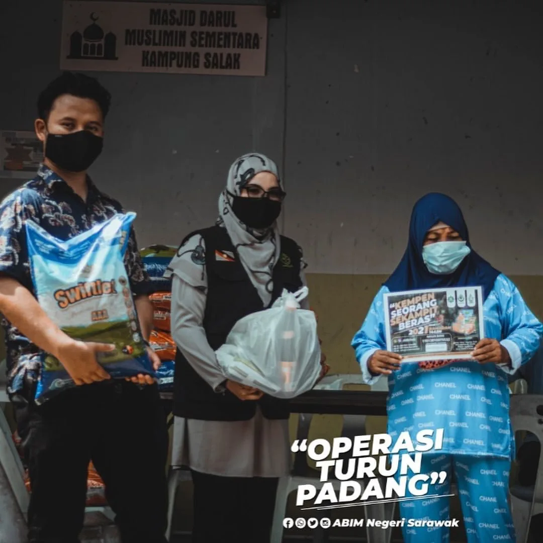 Anak Jati Sarawak Dayang Nur’ Maisarah Lakar Sejarah, Dinobat Tokoh Belia Harapan Maulidur Rasul 2025