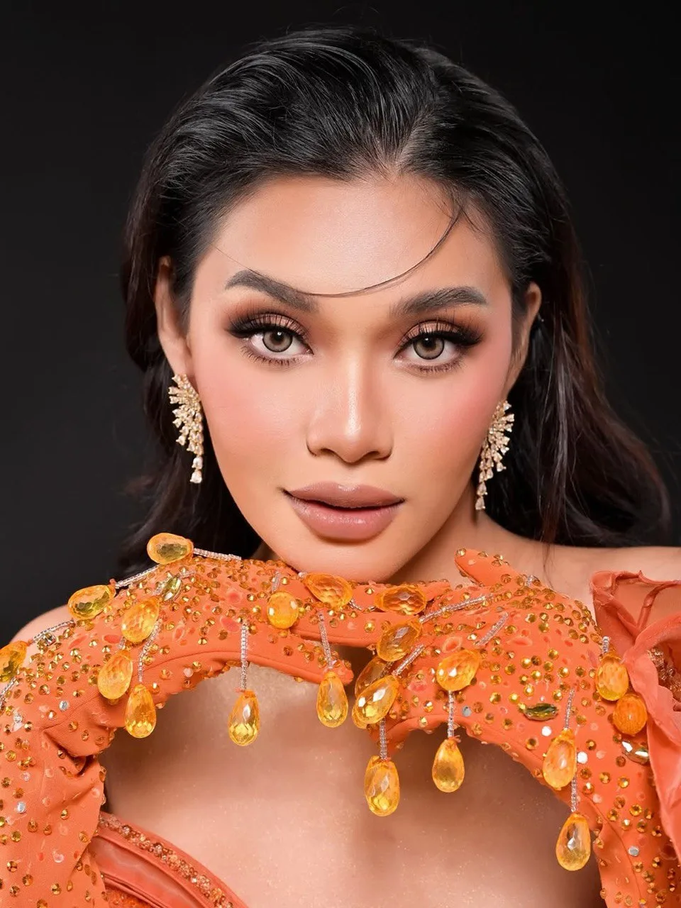 Wanita Iban Pertama Viviana Lin Terbang Ke Bangkok, Angkat Nama Malaysia Di Miss Grand International 2025