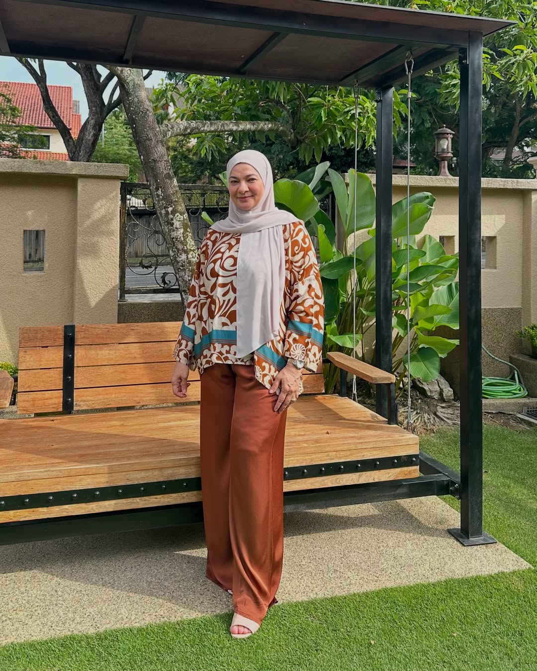 Mulia Hati Datin Noor Kartini, Buat Kejutan Hadiahkan Sebuah Kereta Tanda Kasih Sesama Adik-Beradik!