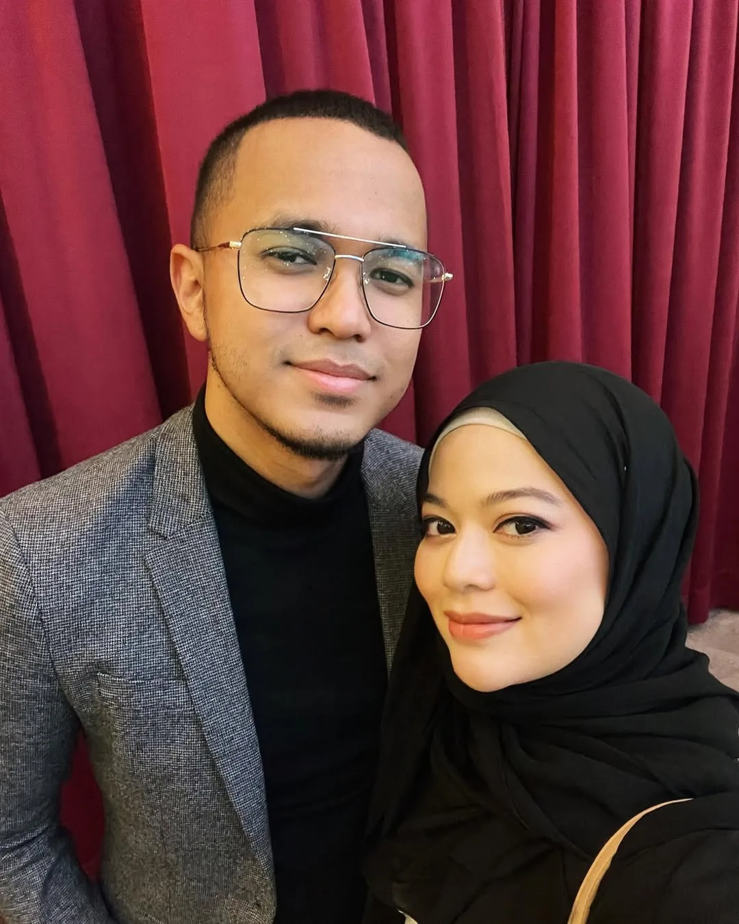Usia Perkahwinan Cecah Sedekad, Haziq Rosebi Titip Ucapan Buat Isteri Sempena Anniversary!