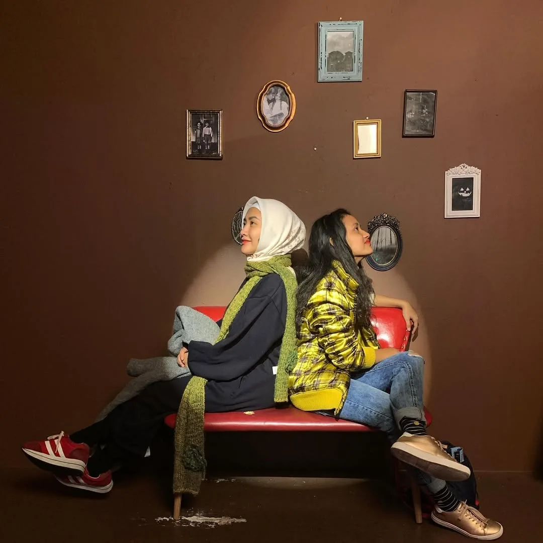 Tenang Tengok Penampilan Sopan Penyanyi Ini, Wajah Terkini Dayang Erema Berniaga Abaya & Ada Anak Bijak!