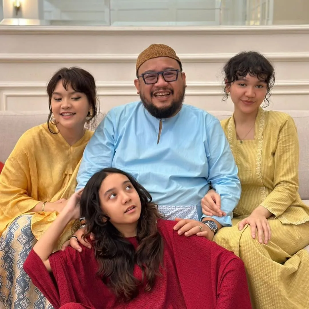 Ligat Berlakon & Cecah 25 Tahun, Mia Sara Ikut Jejak Langkah Bapa Dato' Afdlin Shauki 9 Ligat Berlakon & Cecah 25 Tahun, Mia Sara Ikut Jejak Langkah Bapa Dato’ Afdlin Shauki