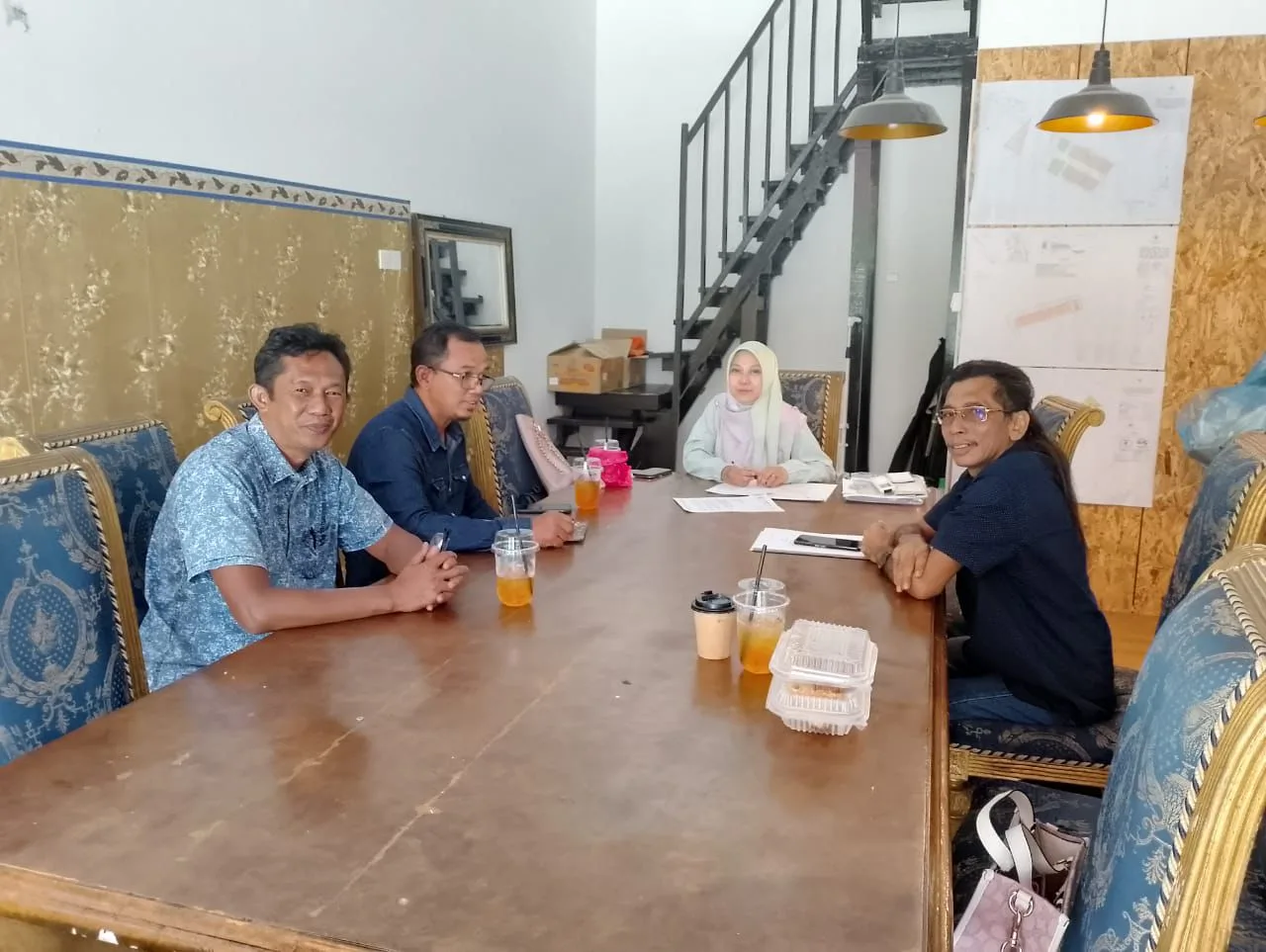 Diuji Ibu ‘Pergi’ Sekelip Mata & Sambung Legasi Arwah Ibu Usia 32, Fazilah Omar Cekal Galas Tugas CEO & Jadi PA Suami!