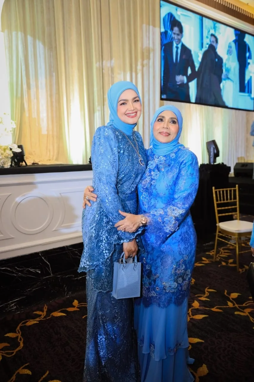 Malam Resepsi Perkahwinan Aazief & Izza Berkonsepkan Venice, Pelamin Mewah Saksi Cinta Abadi