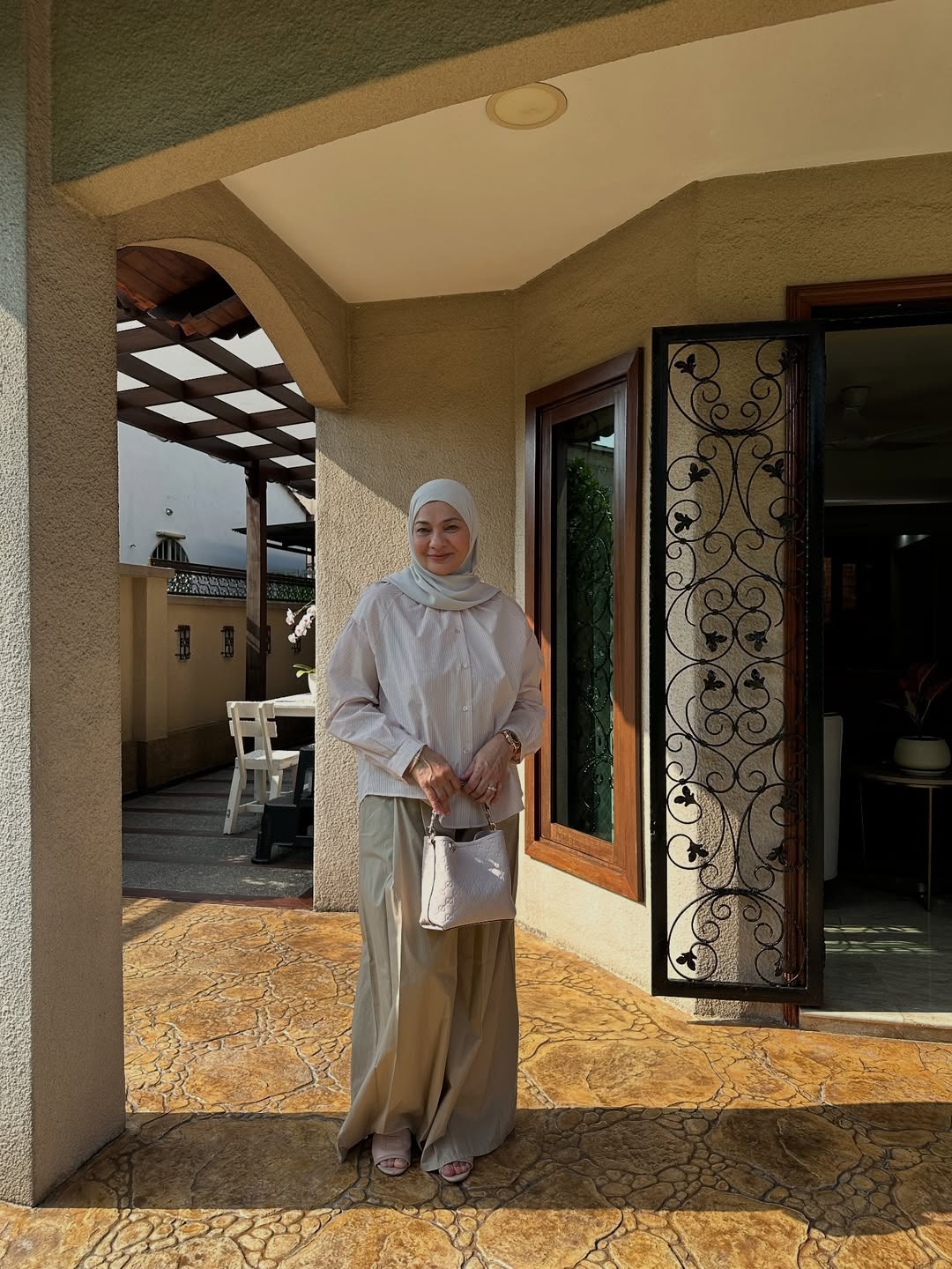 Mulia Hati Datin Noor Kartini, Buat Kejutan Hadiahkan Sebuah Kereta Tanda Kasih Sesama Adik-Beradik!