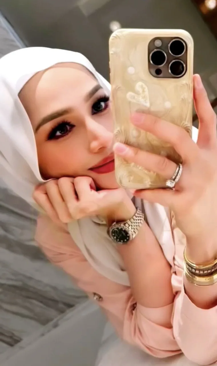 Bahagia Tinggal Bersama Keluarga Mentua, Datin Niena Baharun Titip Nasihat Jadilah Menantu Yang Beradab 49 Bahagia Tinggal Bersama Keluarga Mentua, Datin Niena Baharun Titip Nasihat Jadilah Menantu Yang Beradab