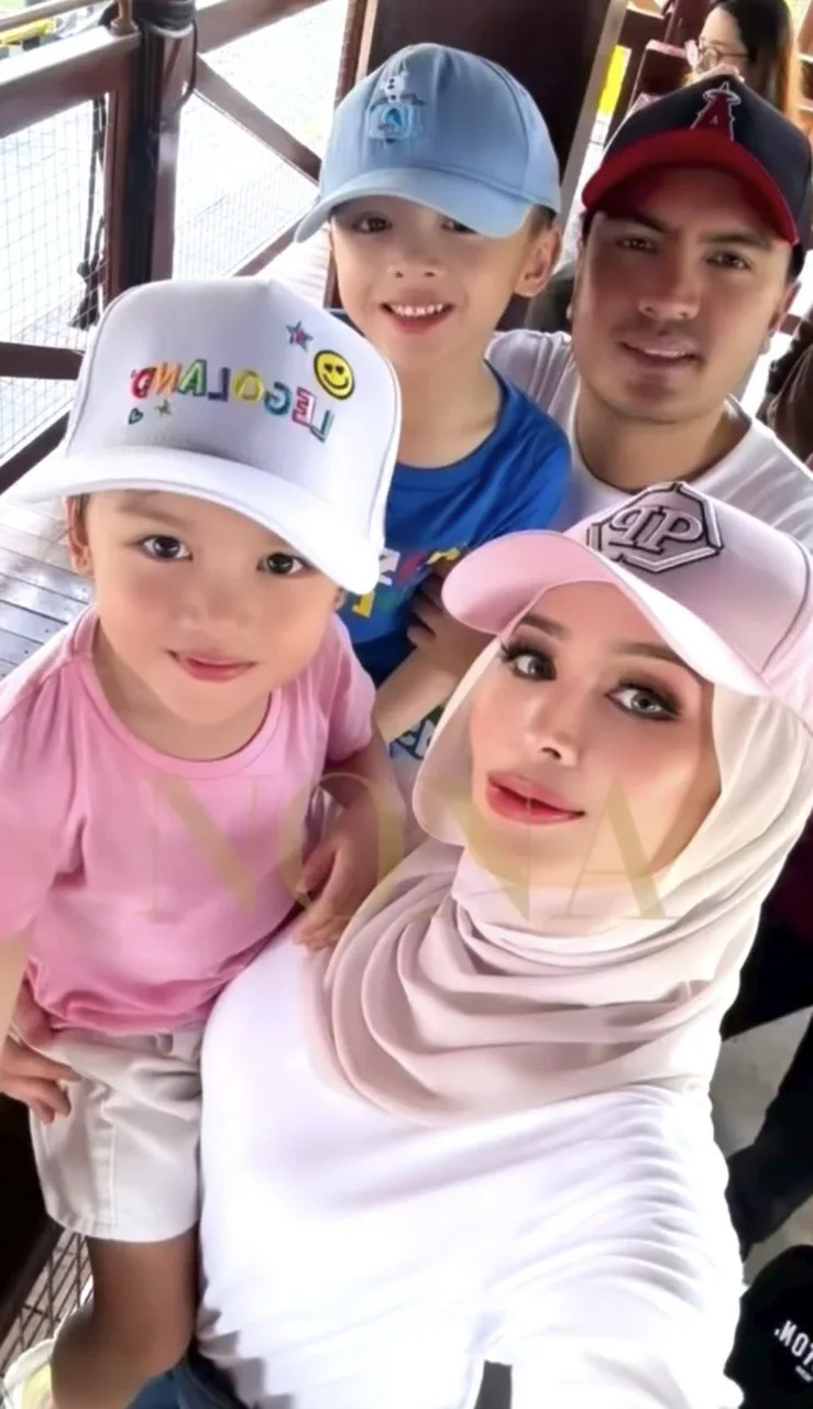 Bahagia Tinggal Bersama Keluarga Mentua, Datin Niena Baharun Titip Nasihat Jadilah Menantu Yang Beradab 46 Bahagia Tinggal Bersama Keluarga Mentua, Datin Niena Baharun Titip Nasihat Jadilah Menantu Yang Beradab