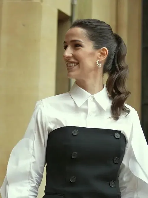 Gaya Anggun Dua Puteri Jelita, Kate Middleton & Puteri Rajwa Dalam Busana Business Chic