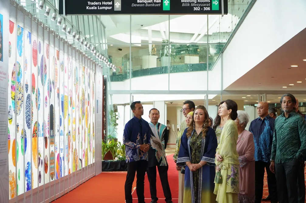 NIVEA LUMINOUS Skin Glow Serum Serikan Piala Seri Endon 2025, Raih Perhatian DYMM Permaisuri Perak Tuanku Zara Salim