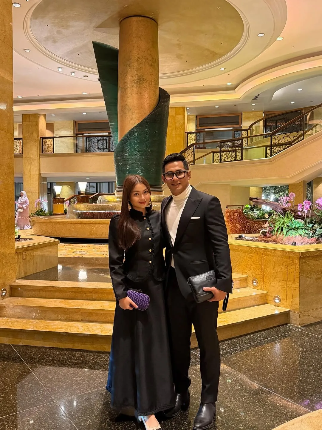 Usia Perkahwinan Cecah 4 Tahun, Fizo Omar Luah Rasa Syukur Dikurnia Isteri Jelita & 3 Anak!