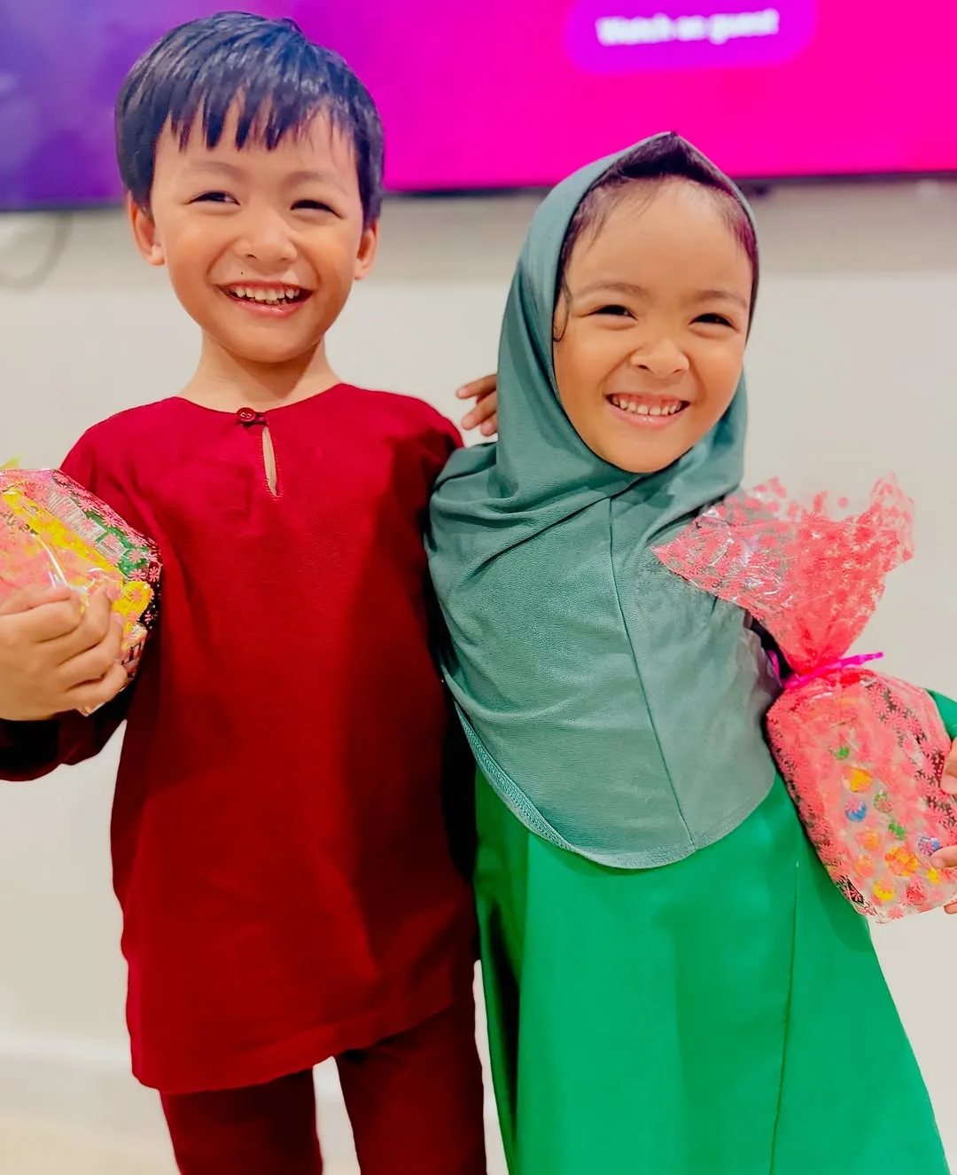 Kurniaan Terindah 15 Tahun Kahwin, Dato’ Dr Sheikh Muszaphar Bahagia Punya Isteri Solehah & 7 Cahaya Mata!