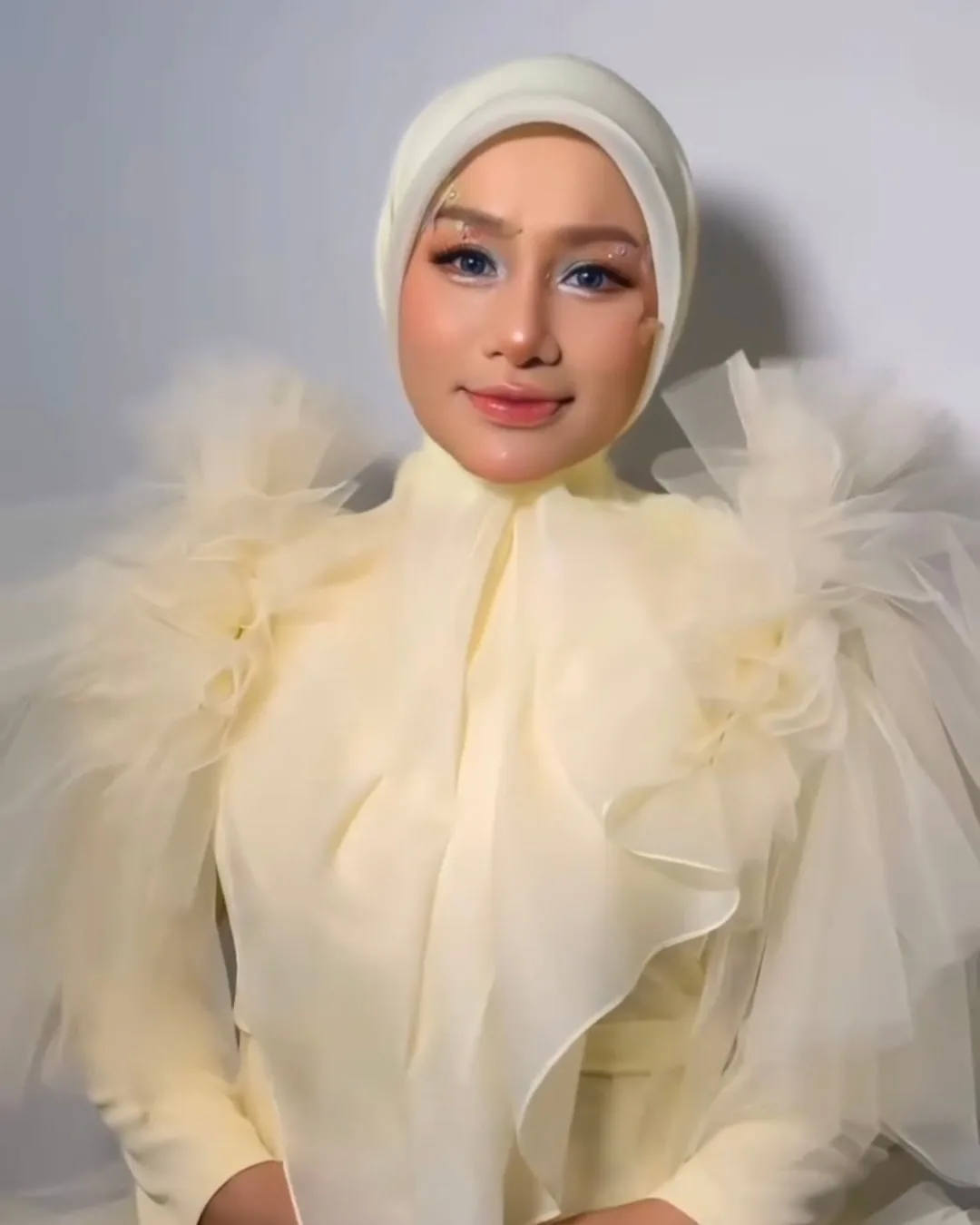 Moga Istiqamah! Elly Mazlein Tampil Ayu Berhijab Akui Tersentuh Semangat & Perjuangan Aktivis GSF