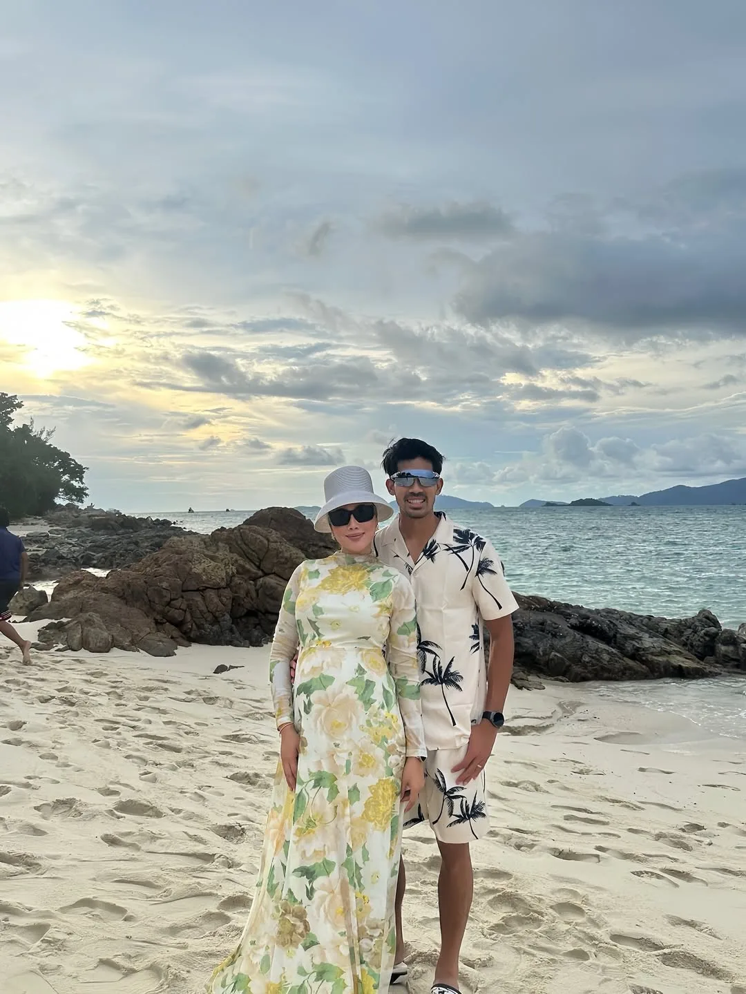 Patutlah Makin Cantik Berseri-Seri, Datin Nabila Hamil Anak Sulung! Atlet Paralimpik Datuk Latif Bakal Jadi Bapa