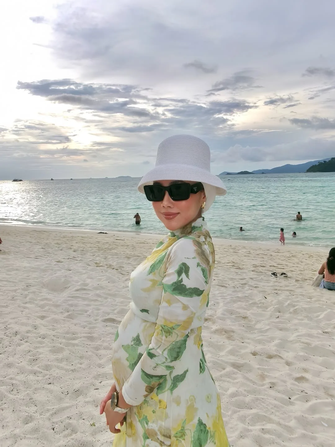 Patutlah Makin Cantik Berseri-Seri, Datin Nabila Hamil Anak Sulung! Atlet Paralimpik Datuk Latif Bakal Jadi Bapa