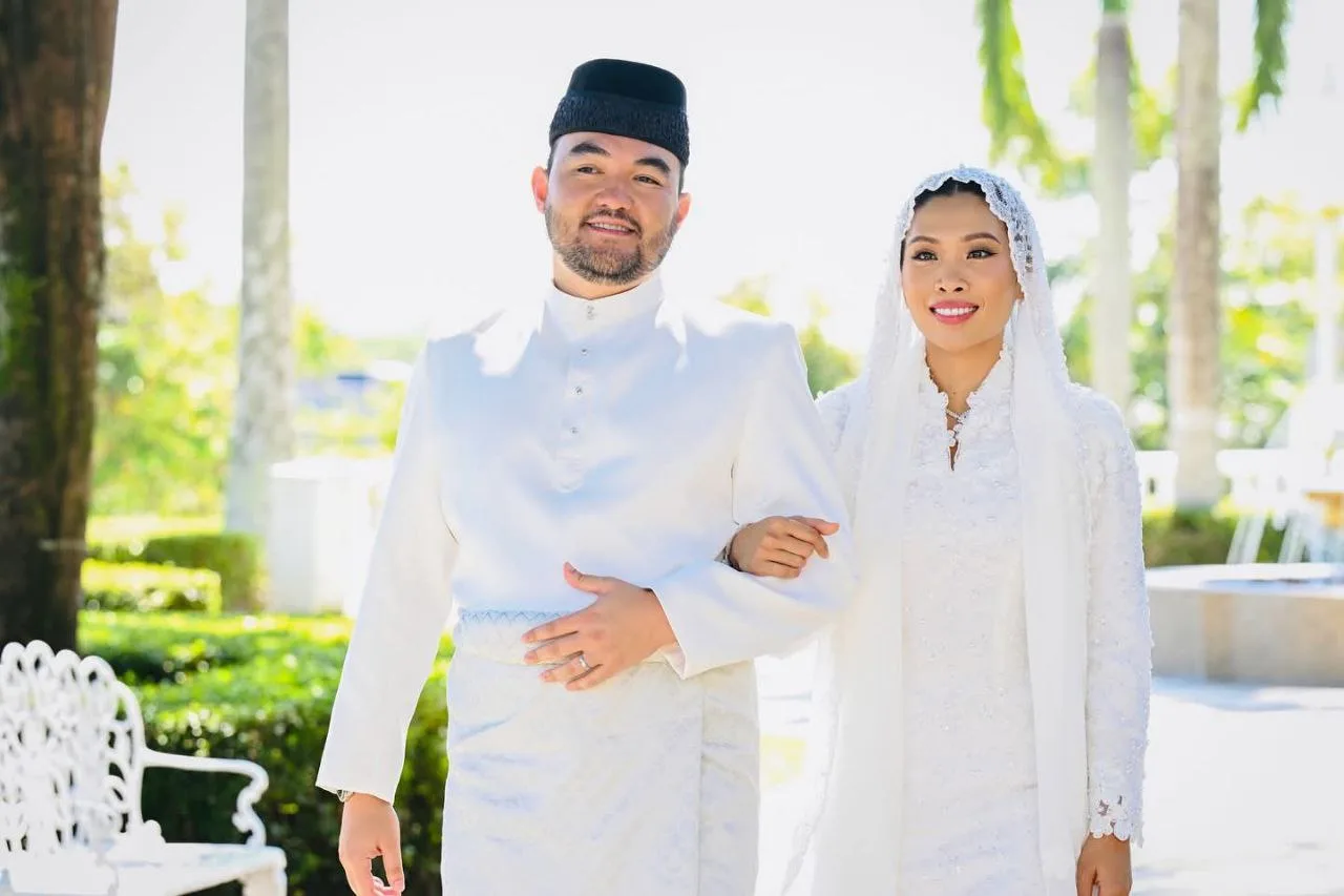 Hadir Rai Hari Bahagia Tengku Amir Shah, Penampilan & Wajah Jelita Puan Nur Lisa Idris Abdullah Jadi Tumpuan!