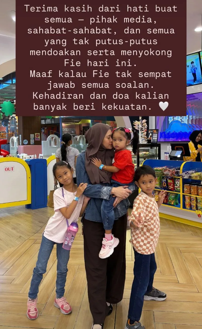 Peribadi Sopan Dr Fie Tawfek & Berasal Dari Keluarga Terpelajar, Ibunya Dr Zailah Bekas Pensyarah & Presiden MARNet!