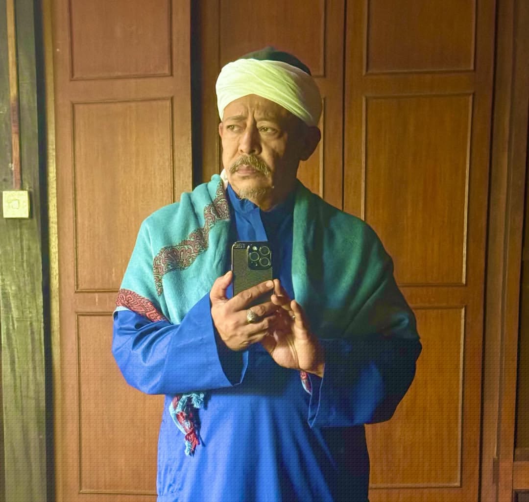 Terima Darjah Indera Mahkota Pahang Usia 58 Tahun, Anak Seni Razak Ahmad Kini Bergelar Dato’! 7 Terima Darjah Indera Mahkota Pahang Usia 58 Tahun, Anak Seni Razak Ahmad Kini Bergelar Dato’!