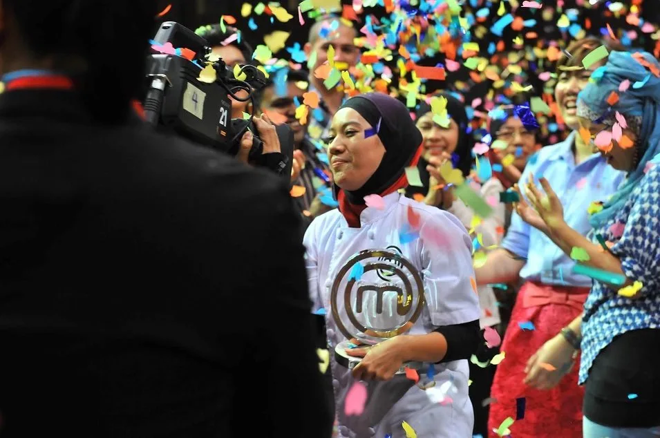 Juara MasterChef, Dari Doktor Gigi Kini Dr Ezani Kejar Minat Dunia Kulinari & Bergelar Pengusaha Pastribella! 16 Juara MasterChef, Dari Doktor Gigi Kini Dr Ezani Kejar Minat Dunia Kulinari & Bergelar Pengusaha Pastribella!