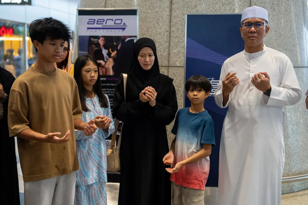 Ceria Rai Birthday YM Raja Johanna Adrina Sebaik Pulang Luar Negara, Layanan ‘Sweet’ Tengku Zafrul Raih Tumpuan!