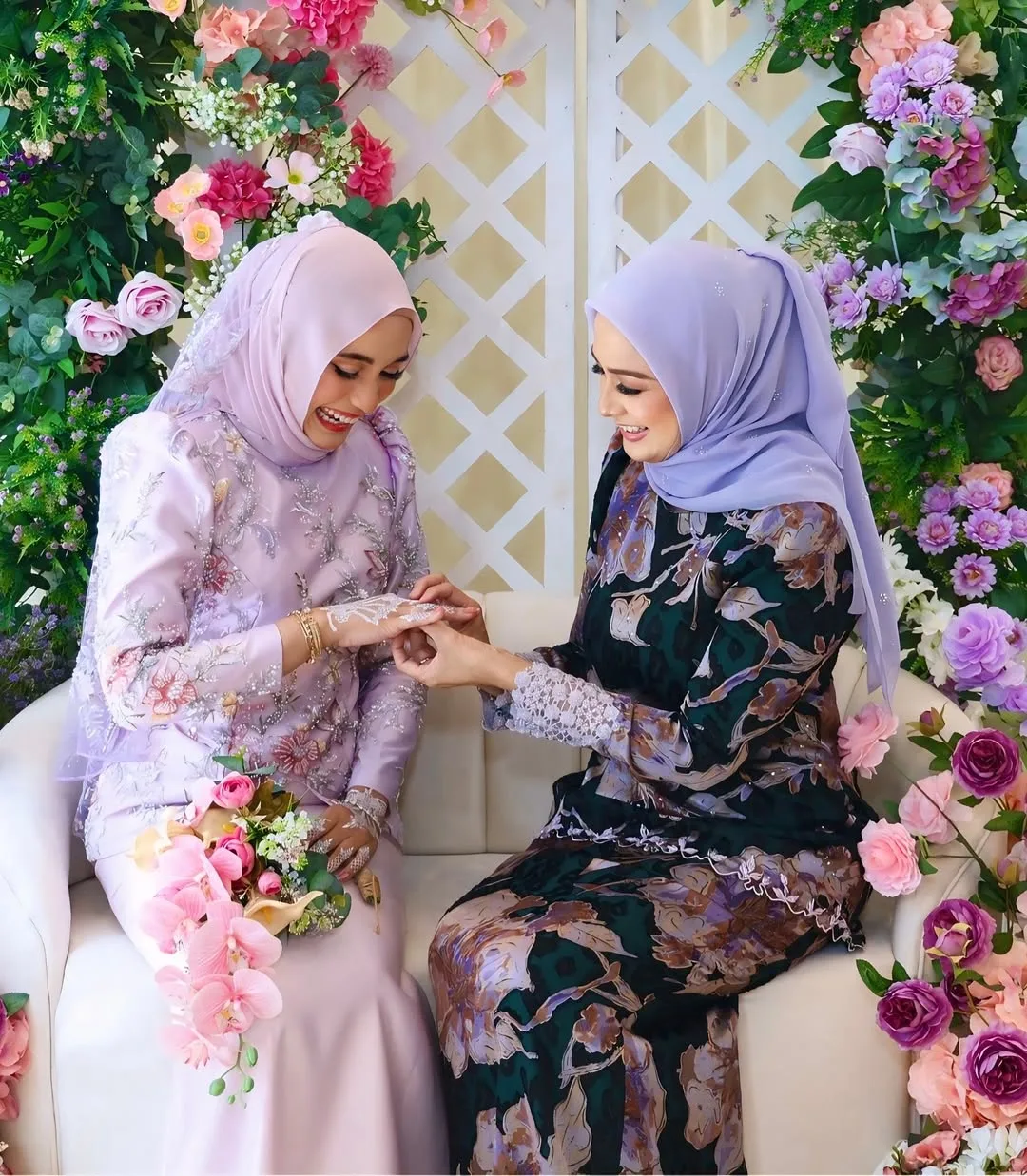 Nenda Cantik! Macam Tak Menua, Mas Anizan Genap Usia 53 & ‘Maintain’ Awet Muda