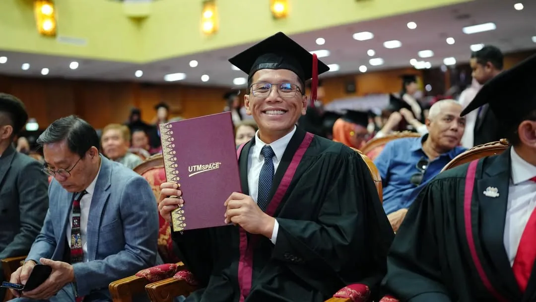 Tamat Pengajian & Genggam Diploma, Kejayaan Shahrol Shiro Dari Pelawak Kini Ceburi Politik Bukti Kemampuan Diri!