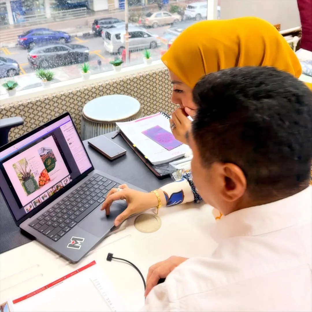 Berjaya Jadi Pemilik Hotel, Sambung PhD & Kini Keluarkan Minyak Masak Sendiri, Dato’ Nurul Zahid Bukti Kemampuan Diri!