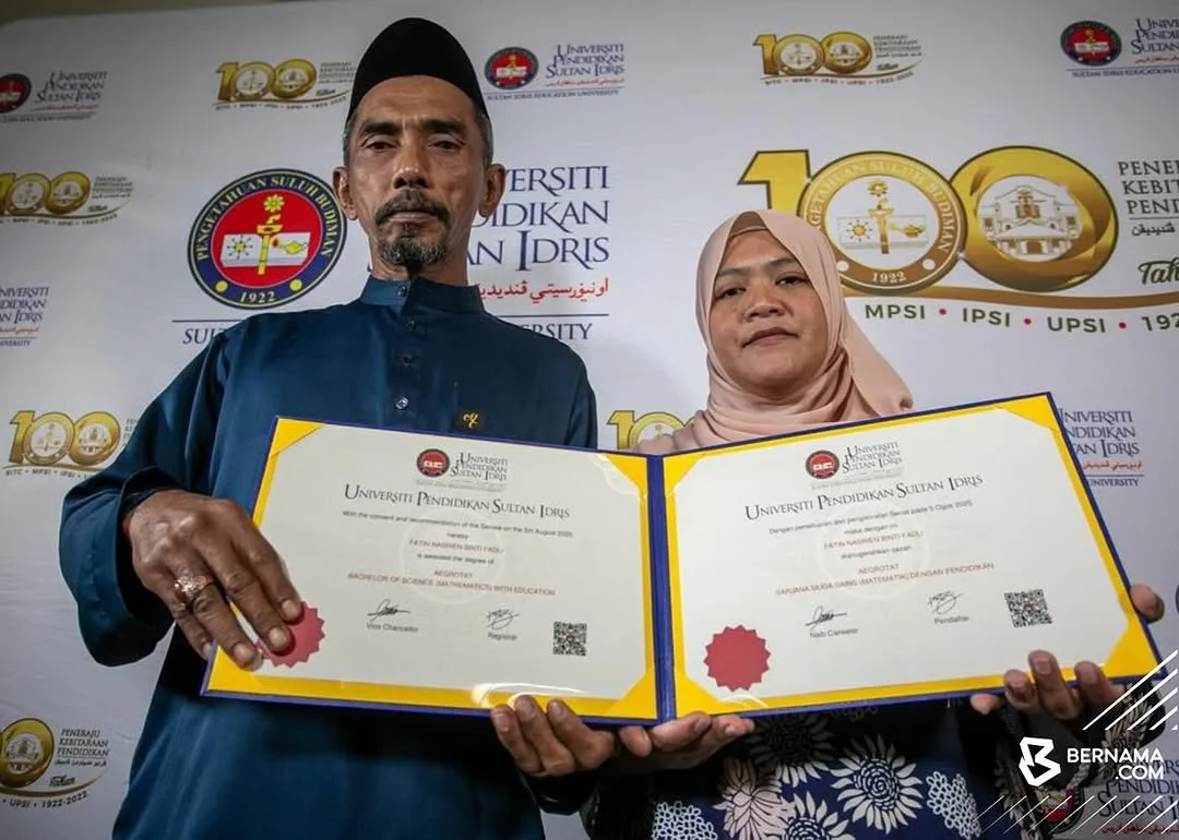 Air Mata Tuanku Zara Di Pentas Konvokesyen Ijazah Anumerta Buat Arwah Nurly & Fatin