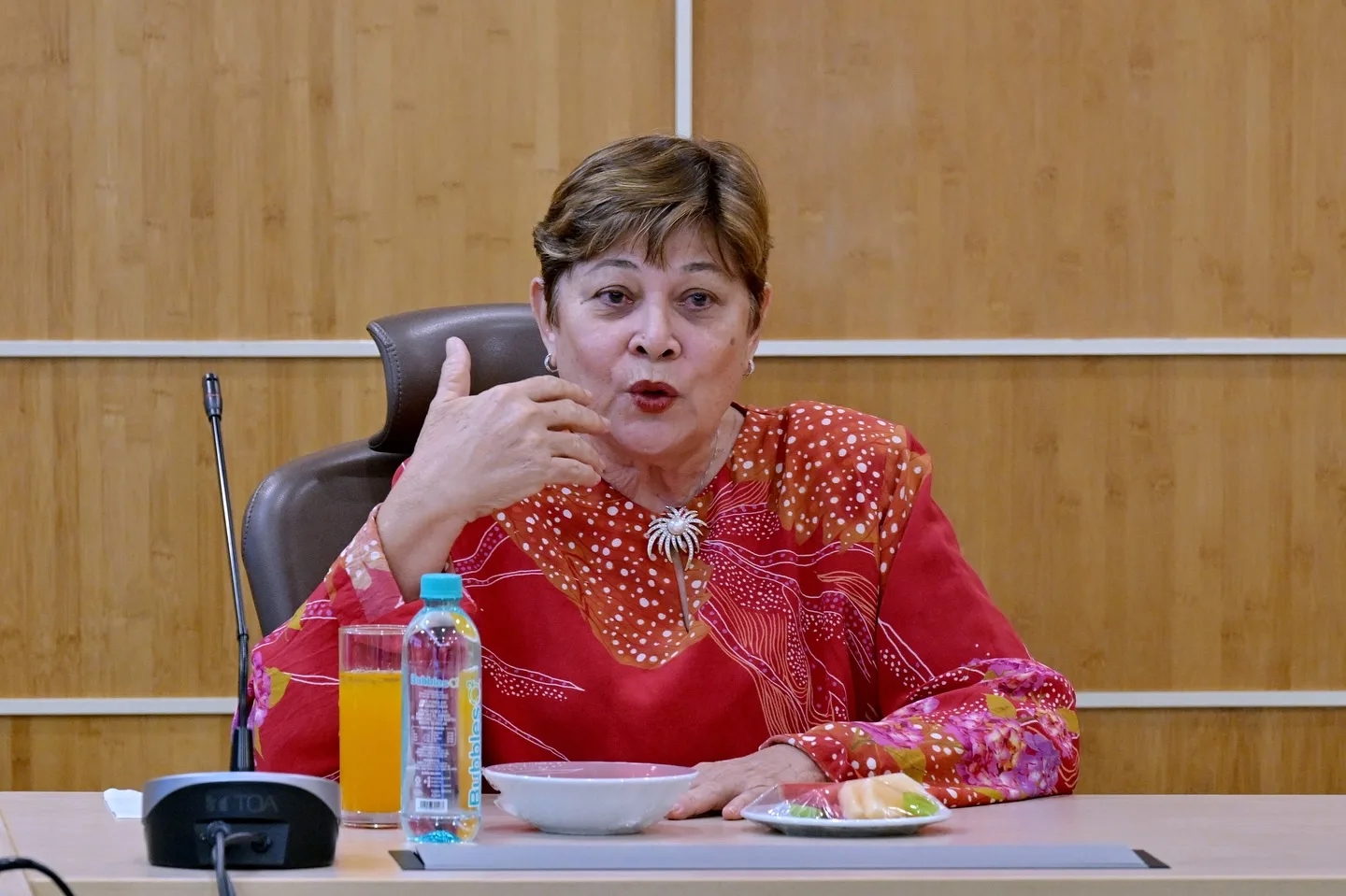 Datuk Marina Chin Terima Ijazah Kehormat Doktor Sains Sukan UniSZA, Legenda Sukan Malaysia Terus Menyala