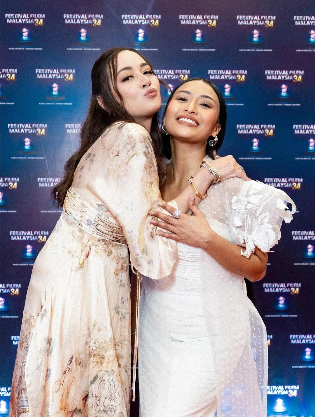 Sinonim Bawa Watak Seram & Bakat Dipuji, Baru Rai Birthday Ke-46 Wajah Awet Muda Maya Karin Jadi Tumpuan!