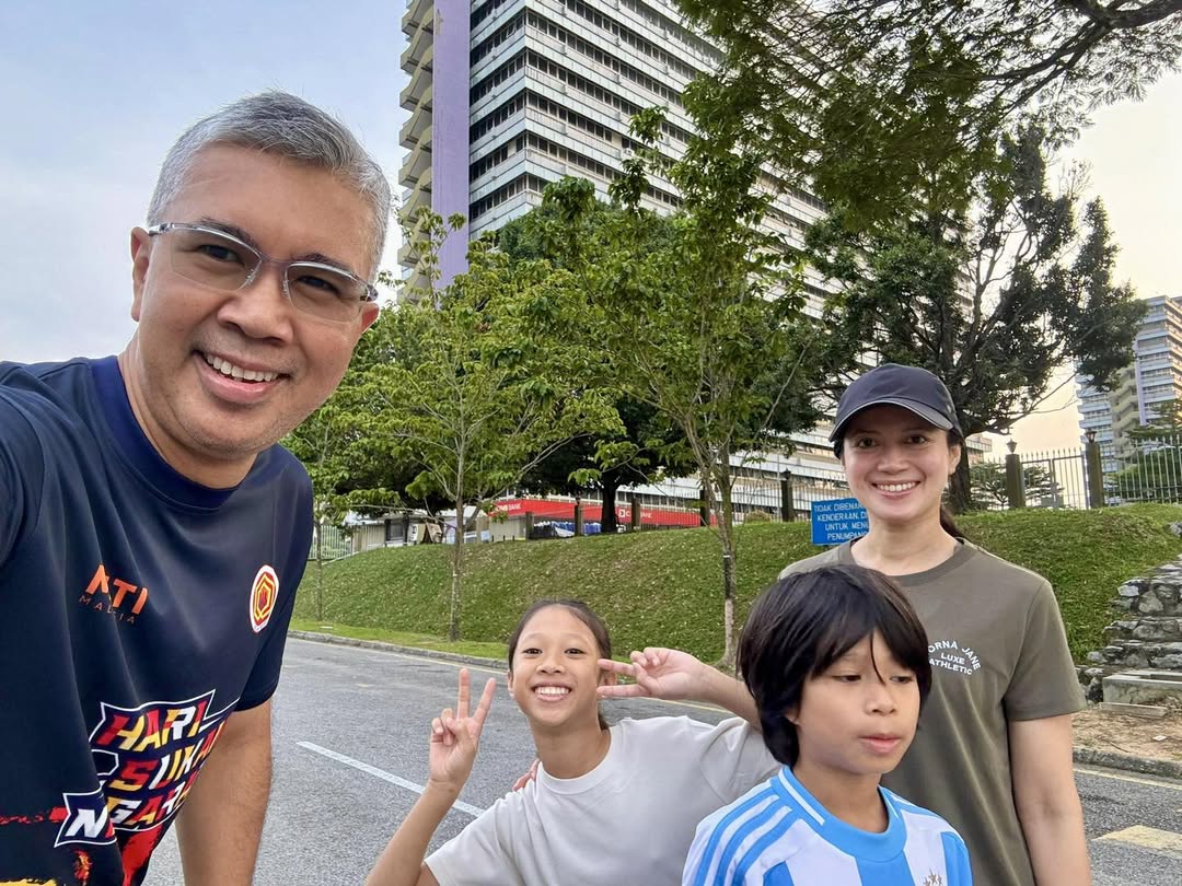 Ceria Rai Birthday YM Raja Johanna Adrina Sebaik Pulang Luar Negara, Layanan ‘Sweet’ Tengku Zafrul Raih Tumpuan!