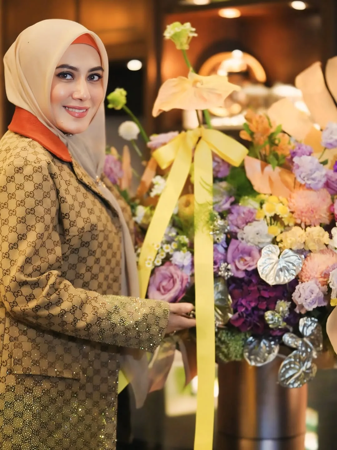 “Happy Wedding Anniversary, My Love!” Rai Anniversary, Vie Shantie Syukur Jadi Isteri Datuk Seri Abdul Rahman!