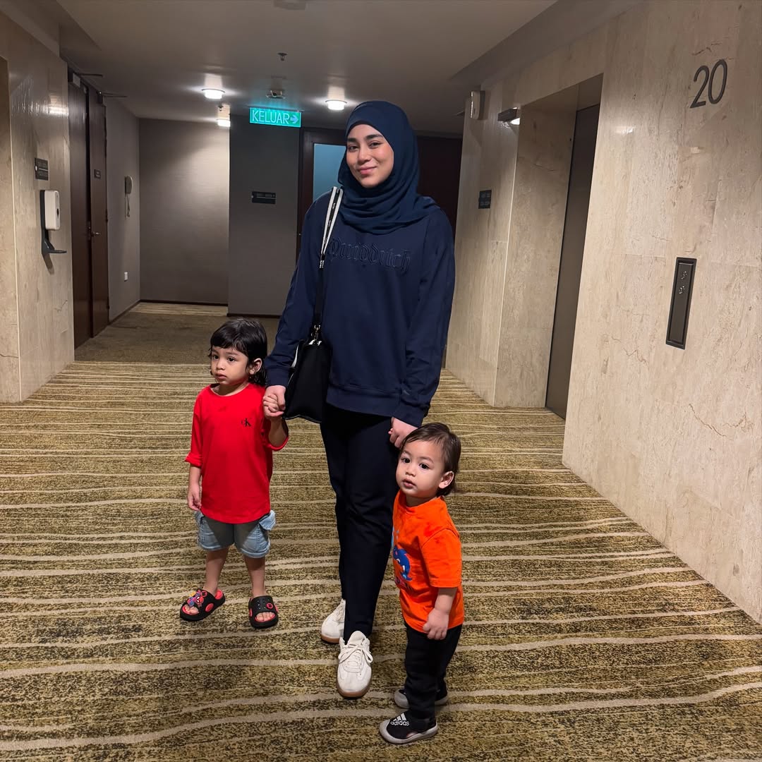 “Allah Is So Kind To Me,” Genap Usia 33 & Bakal Lahirkan Anak Ke-3, Uyaina Arshad Luah Rasa Syukur! 17 “Allah Is So Kind To Me,” Genap Usia 33 & Bakal Lahirkan Anak Ke-3, Uyaina Arshad Luah Rasa Syukur!