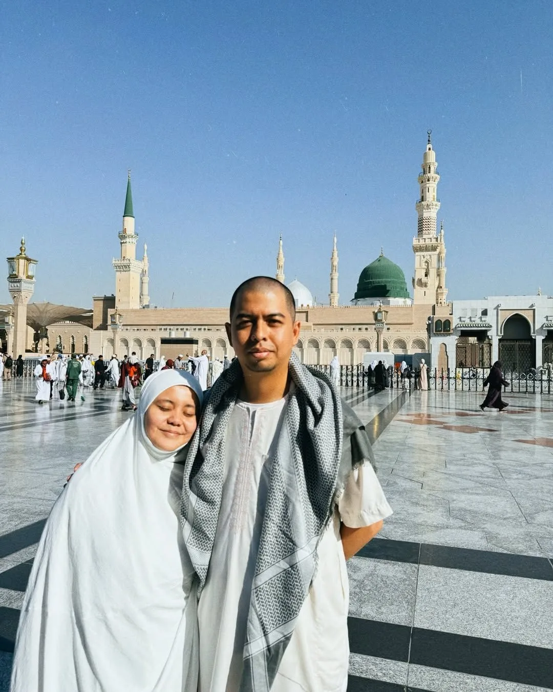 Pernah Keguguran Tahun Lalu Kini Najwa Latif Bergelar Ibu & Selamat Bersalin Anak Sulung!