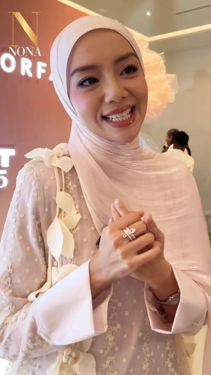 Selebriti Terkenal & Fesyen Jadi Ikutan, Mira Filzah Akui Mentua Datuk Mastura Lebih Pandai Bergaya, “Ibu Lagi Fesyen Daripada Saya”!