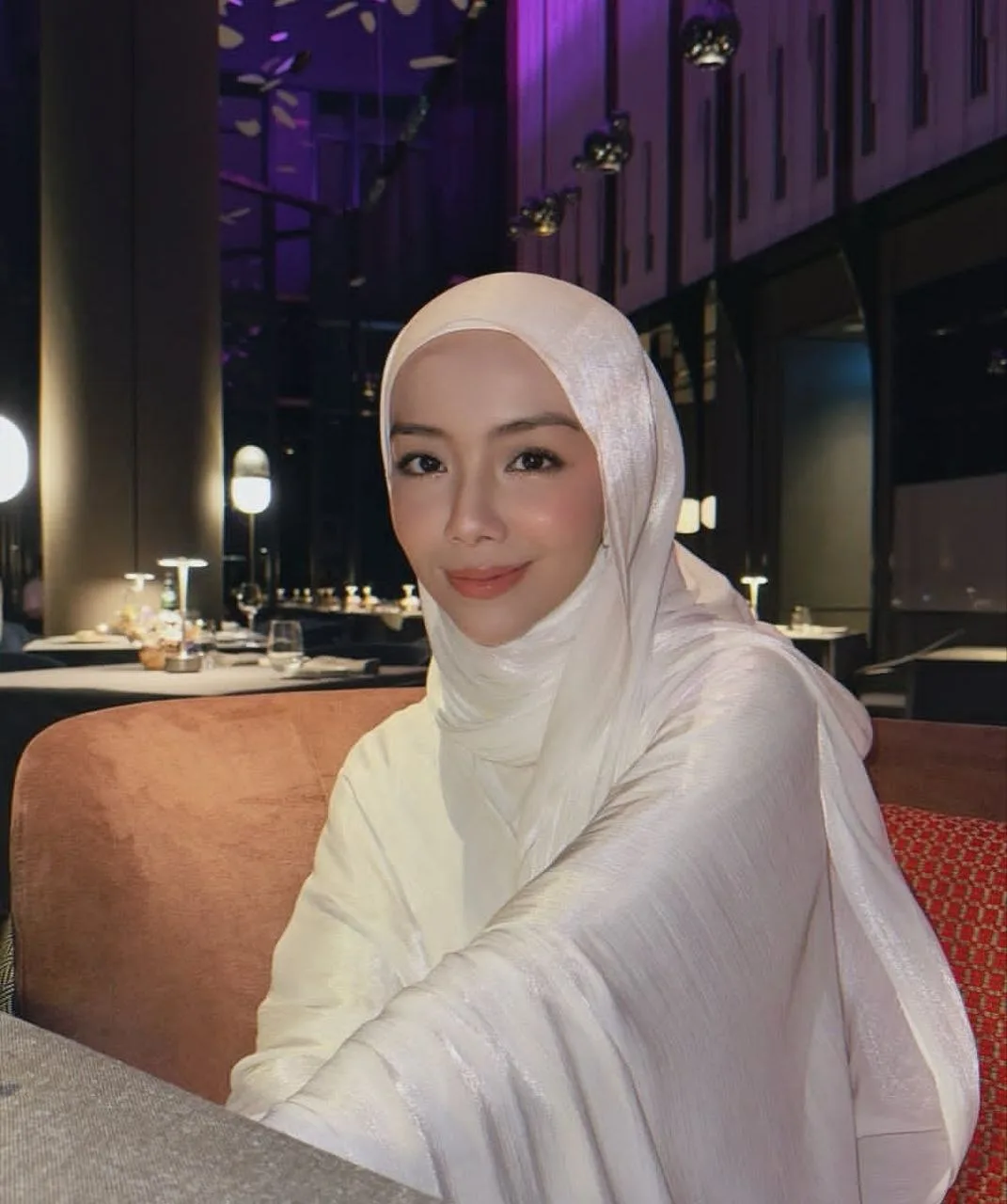 Selebriti Terkenal & Fesyen Jadi Ikutan, Mira Filzah Akui Mentua Datuk Mastura Lebih Pandai Bergaya, “Ibu Lagi Fesyen Daripada Saya”!