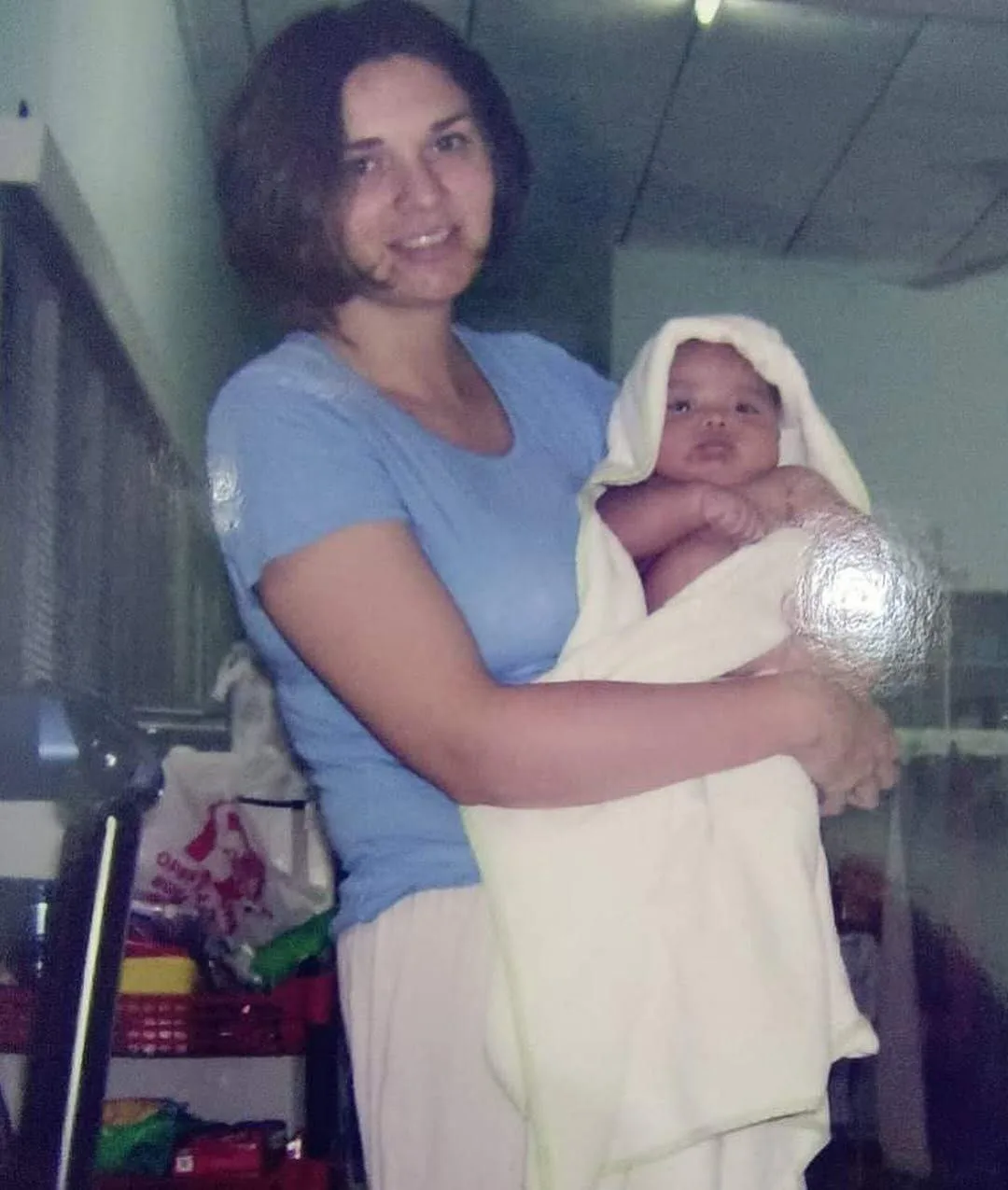 Pesona Ibu Johan Ghazali Asal Amerika, Jennana Johnson ‘Fit’ Usia 40an & Bekas Jaguh Muay Thai!