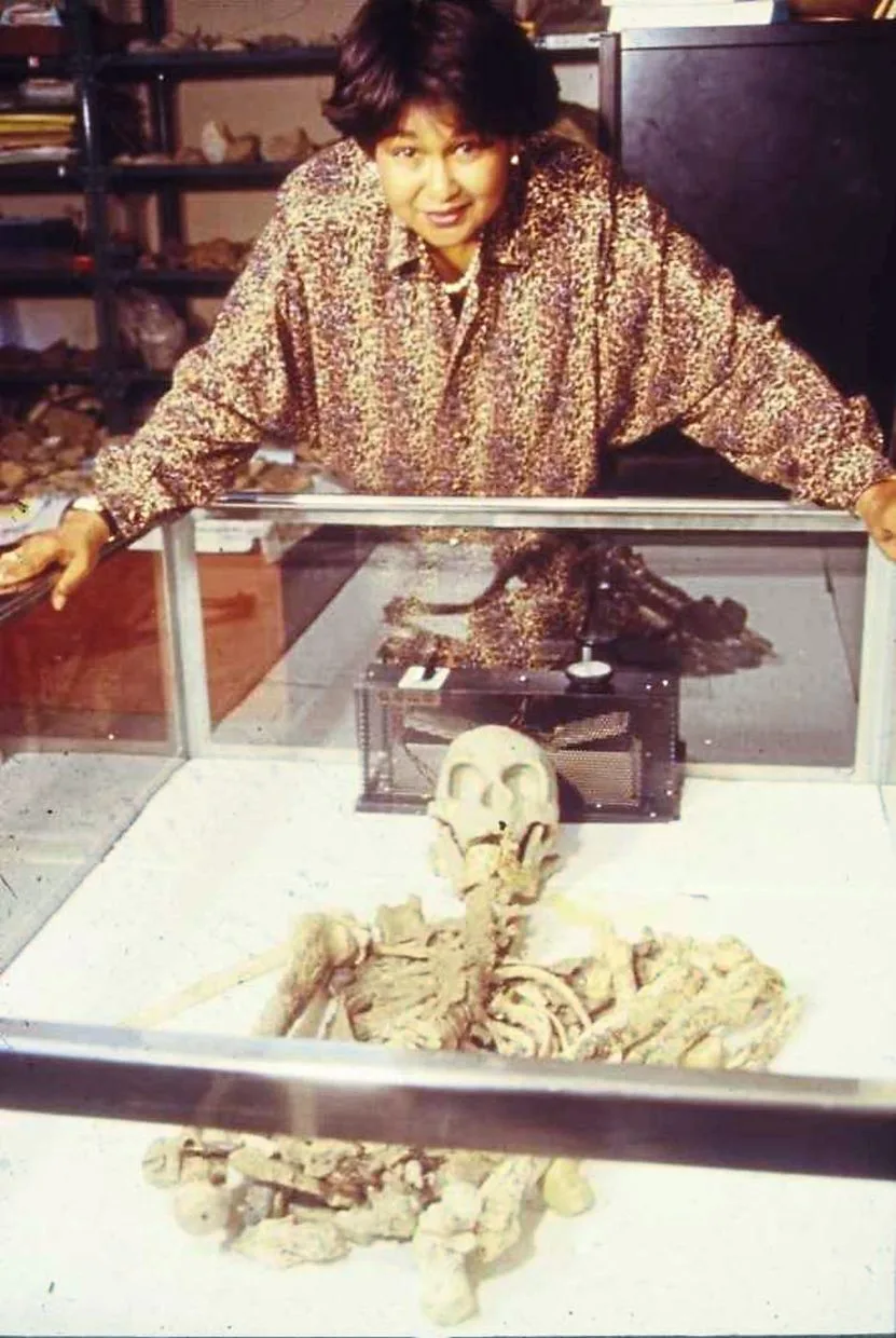 Usia 81 & Pakar Arkeologi Pertama Temui Rangka Perak Man, Prof Siti Zuraina Majid Dinobatkan Tokoh Akademik Negara