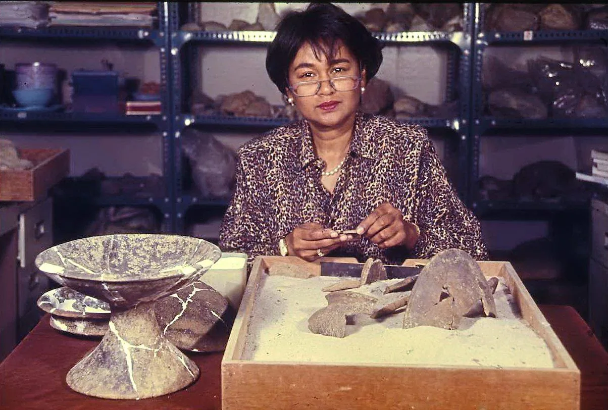 Usia 81 & Pakar Arkeologi Pertama Temui Rangka Perak Man, Prof Siti Zuraina Majid Dinobatkan Tokoh Akademik Negara