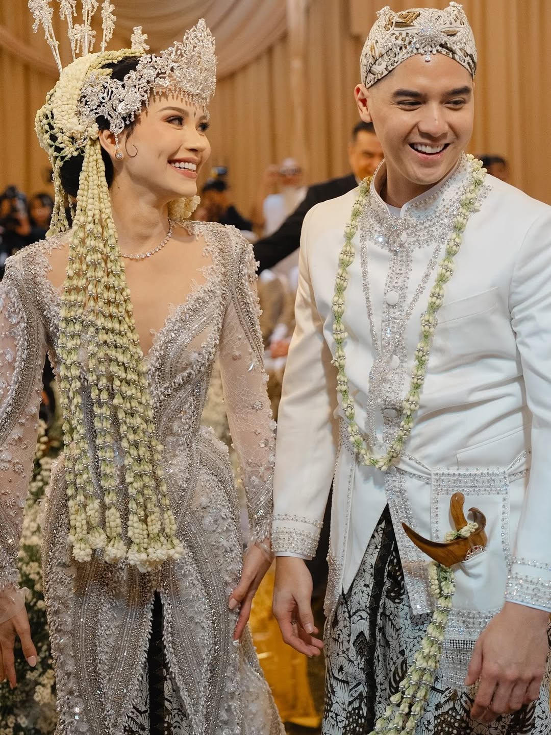 Ahmad Dhani & Maia Estianty Bakal Dapat Cucu! Anak Sulung, Al Ghazali Umum Isteri Kini Hamil 21 Ahmad Dhani & Maia Estianty Bakal Dapat Cucu! Anak Sulung, Al Ghazali Umum Isteri Kini Hamil