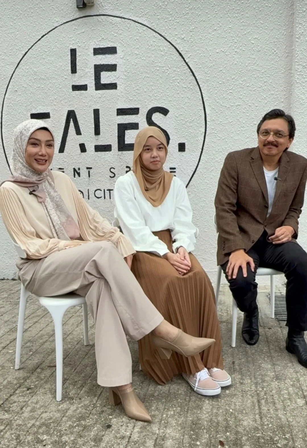 Usia 16 Tahun Engku Aleesya Capai Banyak Kejayaan, Dari Result Akademik 7A & Lancar Buku Sendiri Kini Bertemu Ulama Ternama! 16 Usia 16 Tahun Engku Aleesya Capai Banyak Kejayaan, Dari Result Akademik 7A & Lancar Buku Sendiri Kini Bertemu Ulama Ternama!