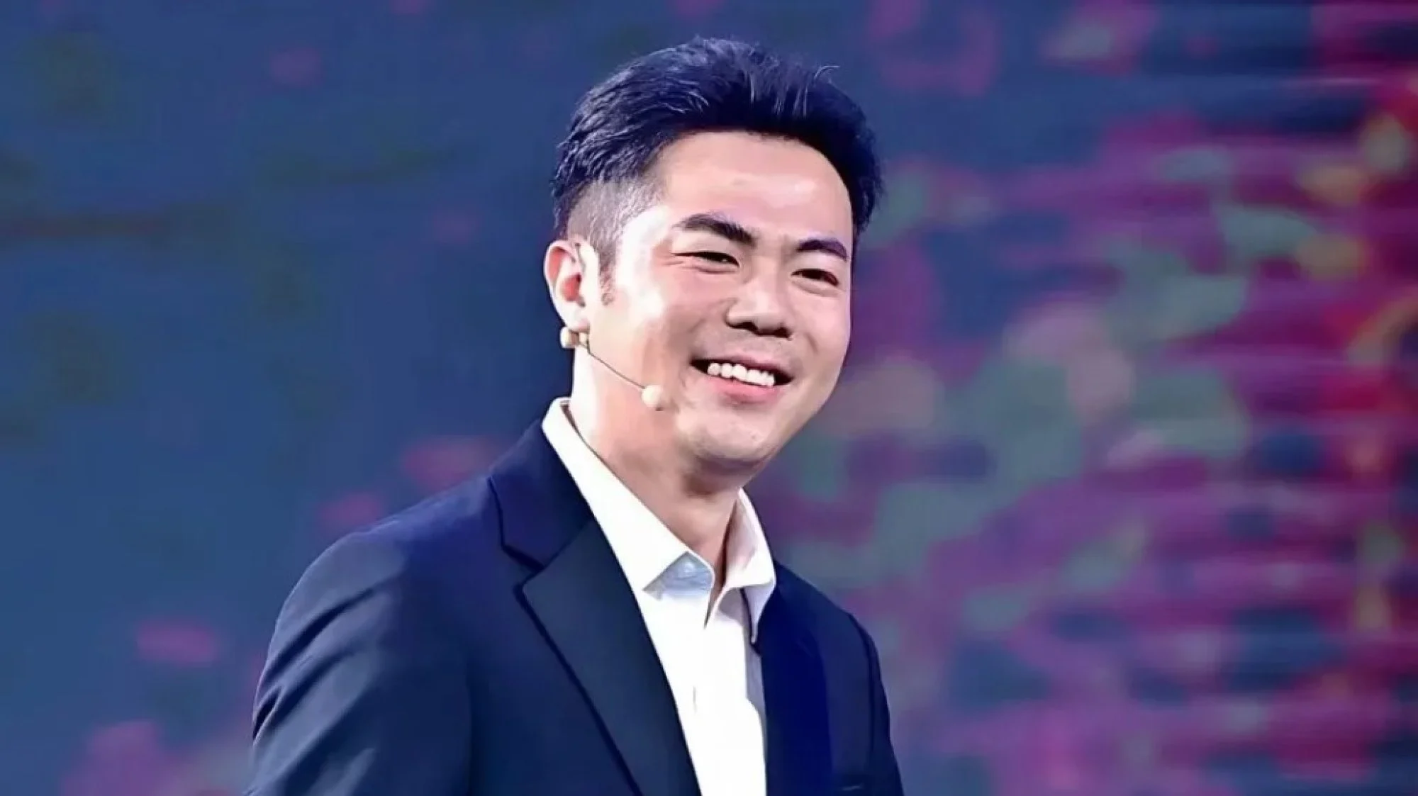 Dulu Buta Huruf & Kerja Di Kedai Teh Susu, Pengasas Chagee Jadi Bilionair Usia 32 7 Dulu Buta Huruf & Kerja Di Kedai Teh Susu, Pengasas Chagee Jadi Bilionair Usia 32