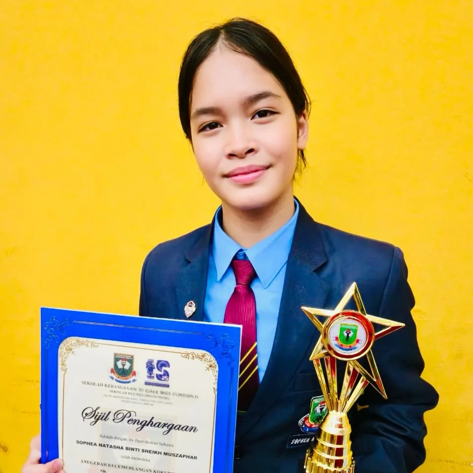 Kasih Seorang Ayah, Baru Balik SEA Games Sheikh Muszaphar Hantar Anak Ikuti Program Di Oxford University!