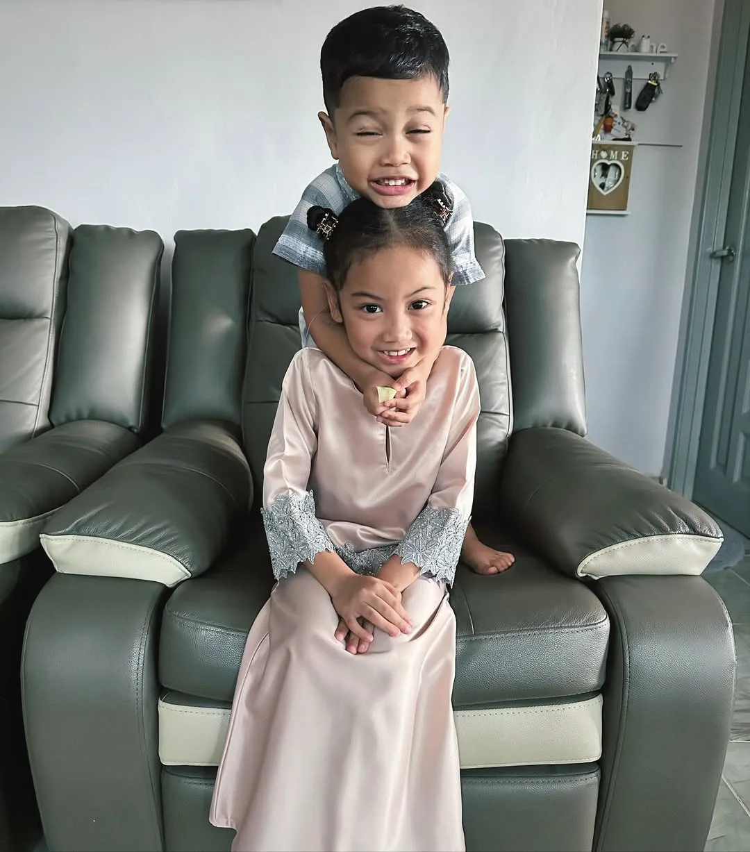 Setahun Hijrah Ke Australia, Shu Shukri Bangga Anak Dapat ‘Best Student’ & Cekal Besarkan Anak Di Negara Asing!