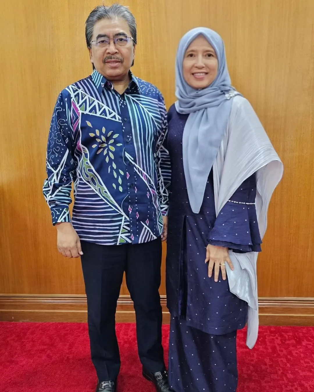 Aktif Bersenam & Fit Usia Lewat 50an, Terpikat Sisi Sederhana Datin Seri Zurwati Haslinda, Isteri Datuk Seri Johari Ghani!