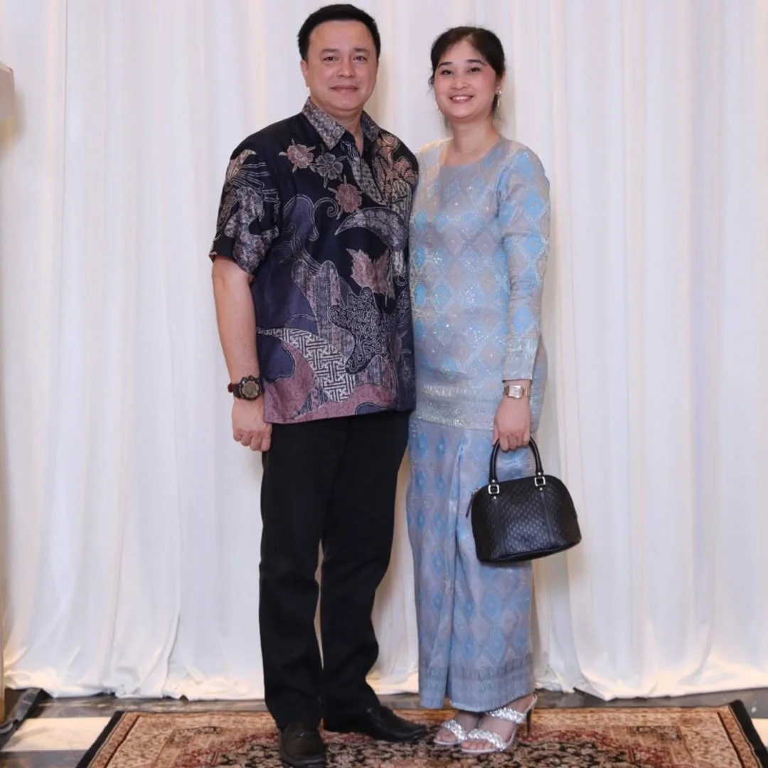 Rezeki 6 Tahun Kahwin, Datin Sri Tasha Sarat Hamil Anak Kedua & Teruja Bakal Timang Seorang Lagi ‘Puteri’!