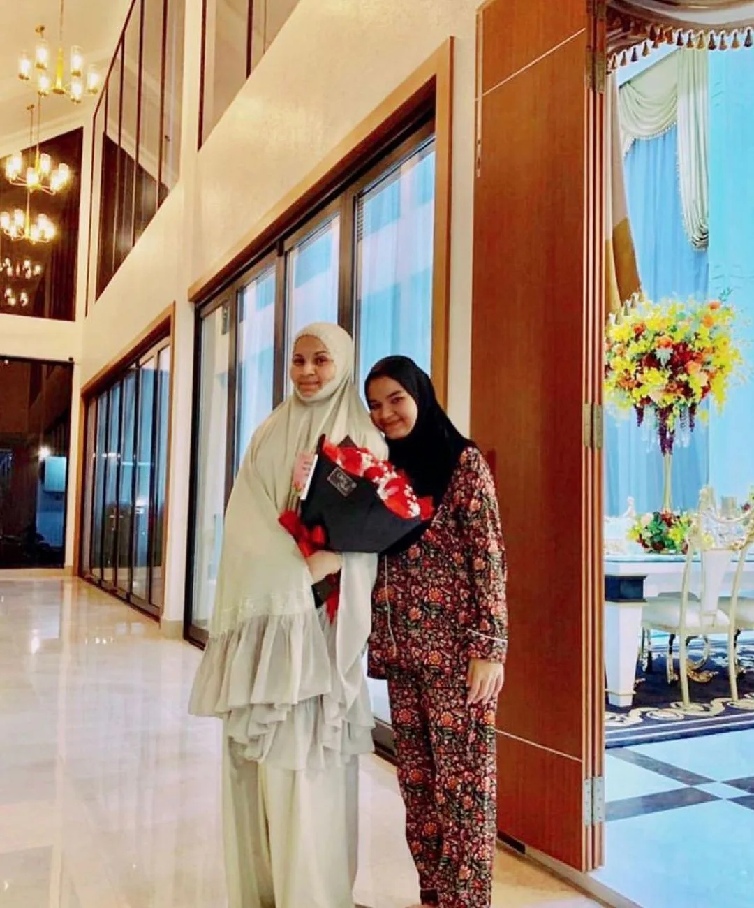 6 Tahun Kehilangan ‘Ratu Hati’, Irdina Cekal Sambung Legasi Arwah Ibu & Teruja Bakal Lahir Anak Kembar!